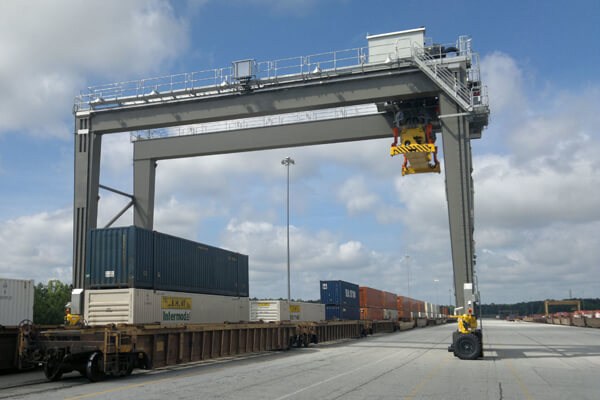 mobile-rubber-tyred-gantryr-crane-manufacture-Huada