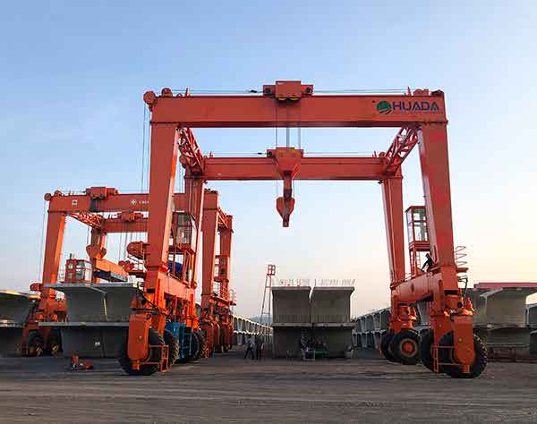 rubber-tired-gantry-manufacturer-huada-lifting-solusion