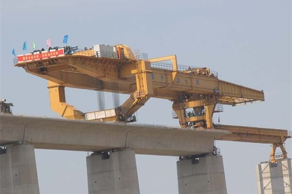 HUADA Bridge Girder Erection Machine