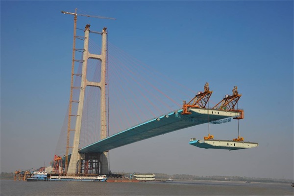 Balanced Cantilever Bridge Construction Method