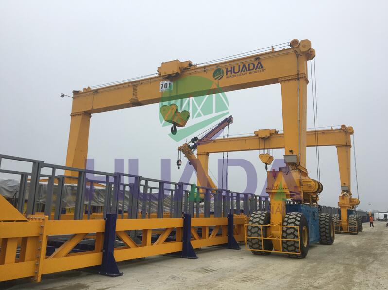 Straddle Carrier for Lifting I-girder